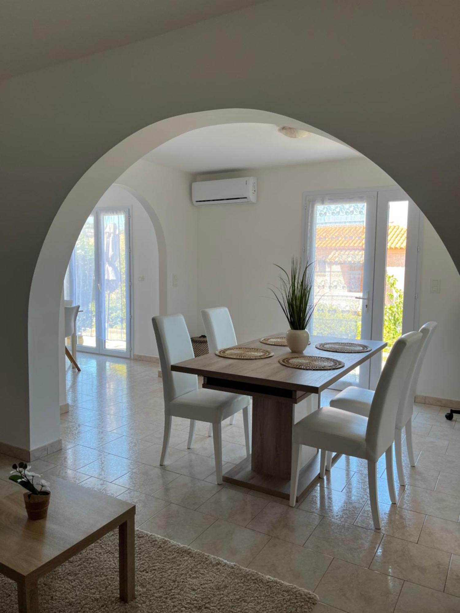 Appartement Rez De Villa LʼÎle-Rousse Εξωτερικό φωτογραφία